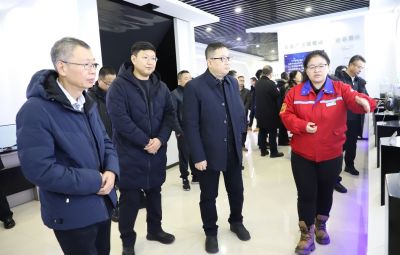 江門市政企代表團一行蒞臨寶泰隆考察調研